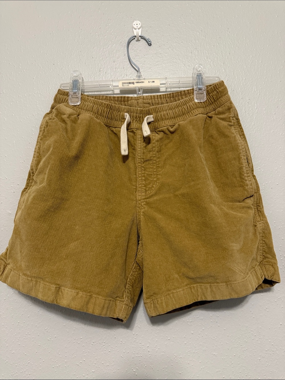 Bearbottom Women’s 5.5  Corduroy Drawstring Shorts in Tan